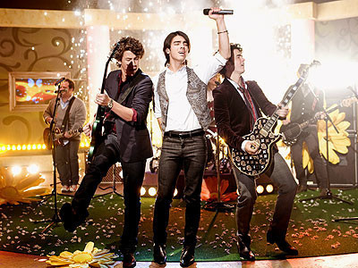 bring JoBros to croatia